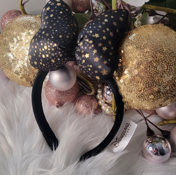 Disney Disneyland Parks Paris Gold Black Is Magical Minnie Sequin Ears Headband - Picture 2 of 6